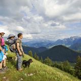 Familienwanderung-zur-Enzia